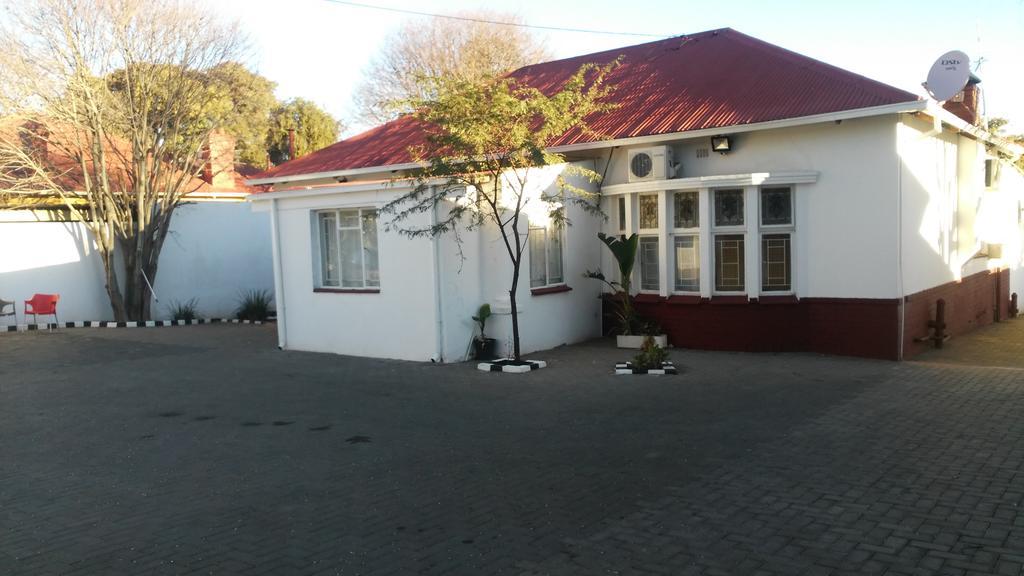 Valley Guest House Pretoria Exterior photo