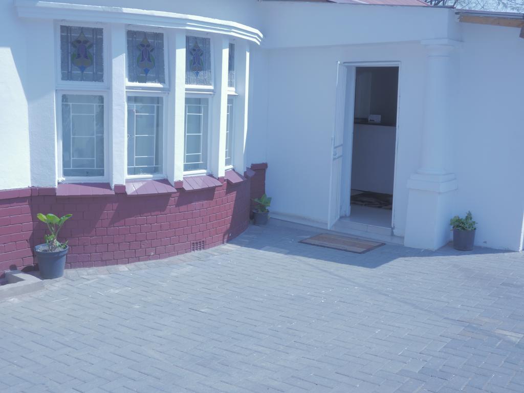 Valley Guest House Pretoria Exterior photo