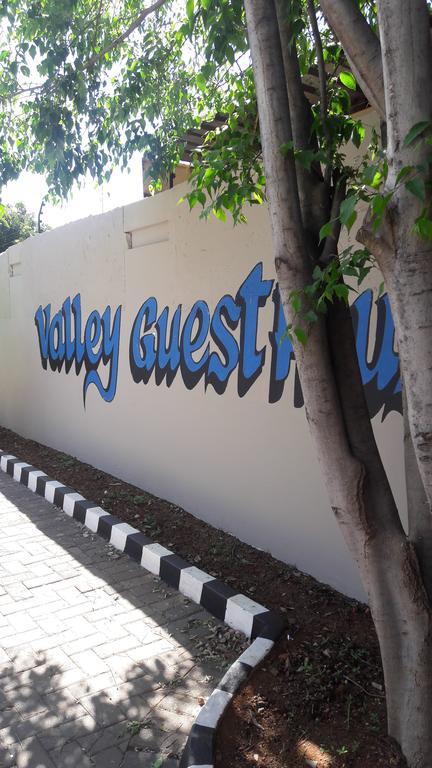 Valley Guest House Pretoria Exterior photo