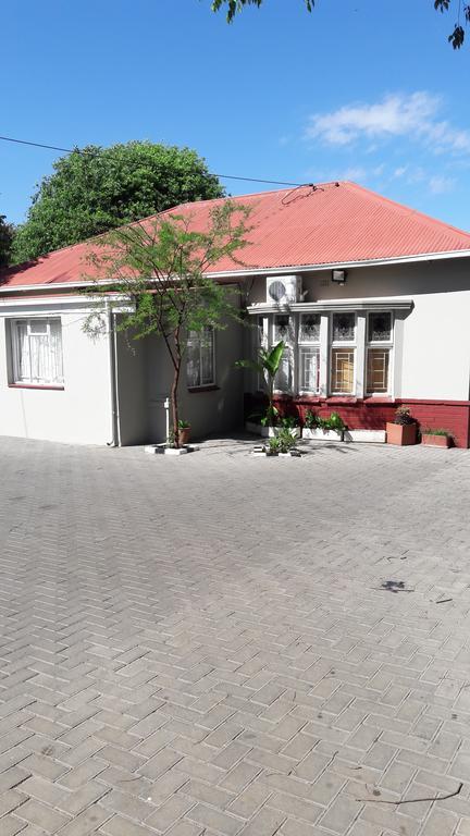 Valley Guest House Pretoria Exterior photo
