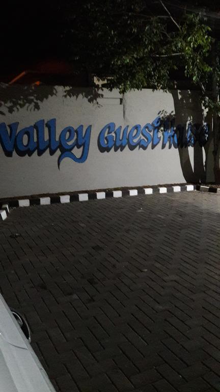 Valley Guest House Pretoria Exterior photo